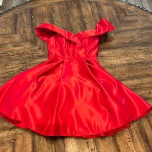 Dillards short dress, red, puffy, silky